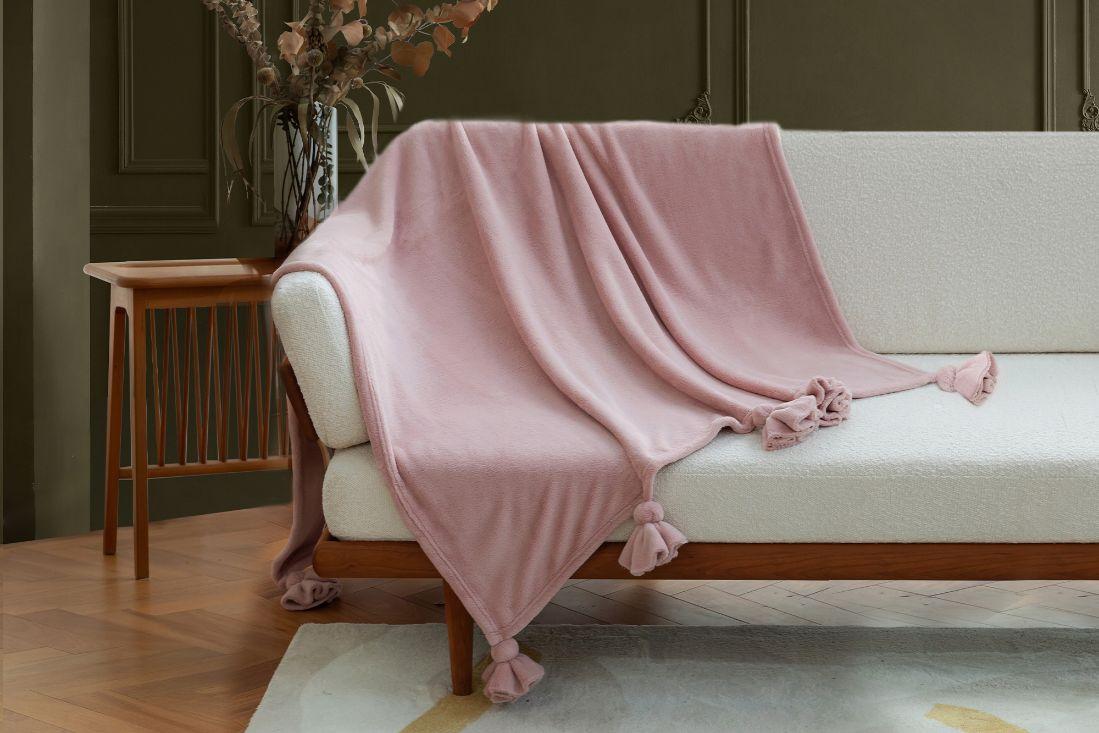 Milky Powder Pluche Deken met Kwastjes - Oud Roze