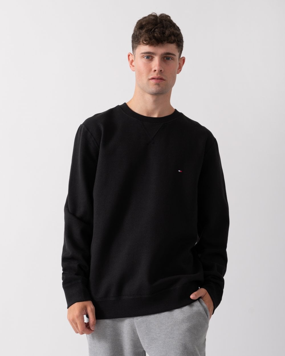 Tommy Hilfiger - Men's - Sweatshirt - Regular Fit - Black - Image 2