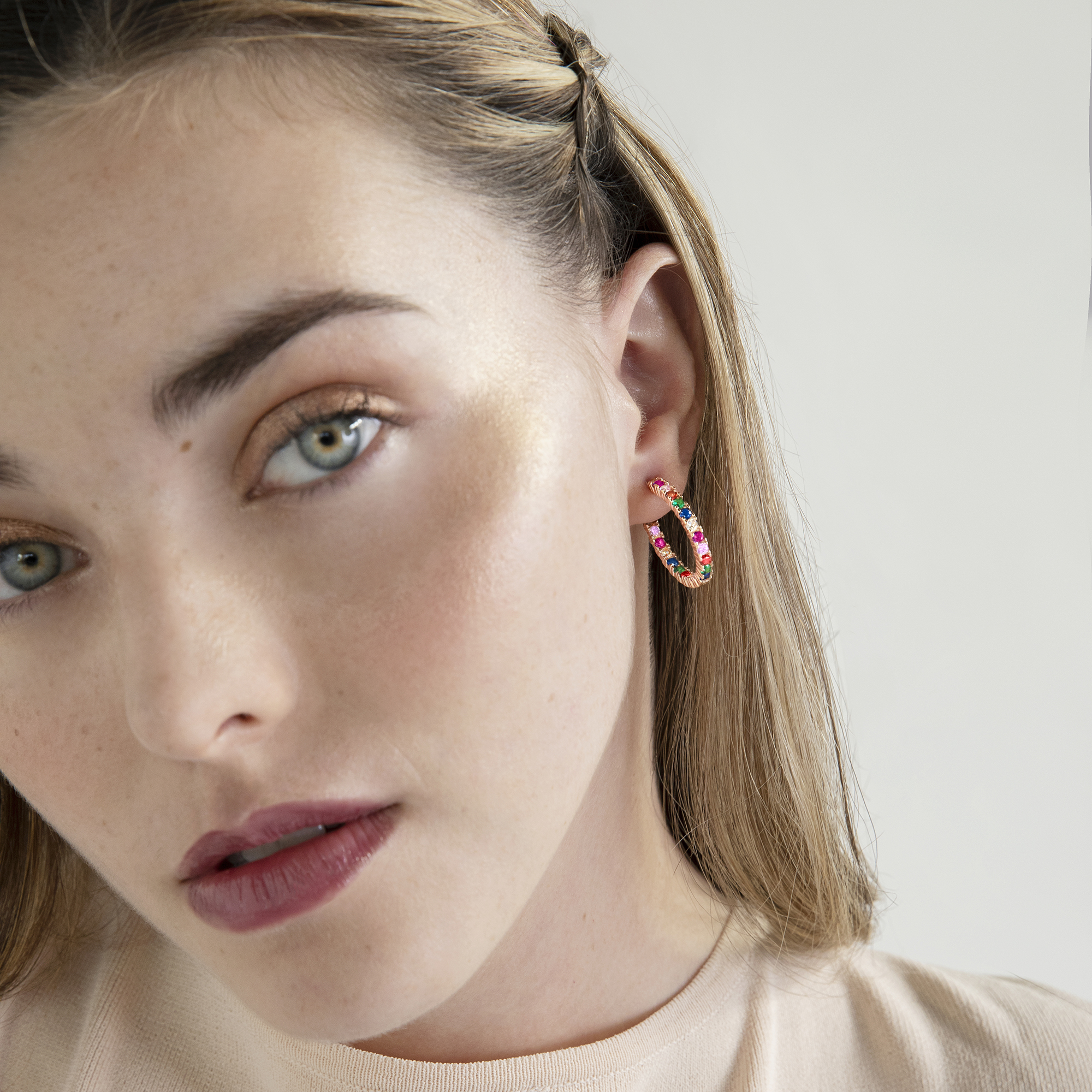 Luxenter vyamba örhängen i 925 sterlingsilver och flerfärgade kubiska zirkoner med 18k roséguldfinish dam – bild 2