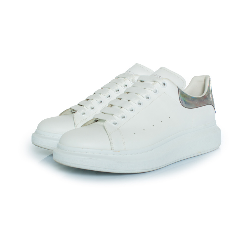 Alexander McQueen överdimensionerade Larry-sneakers