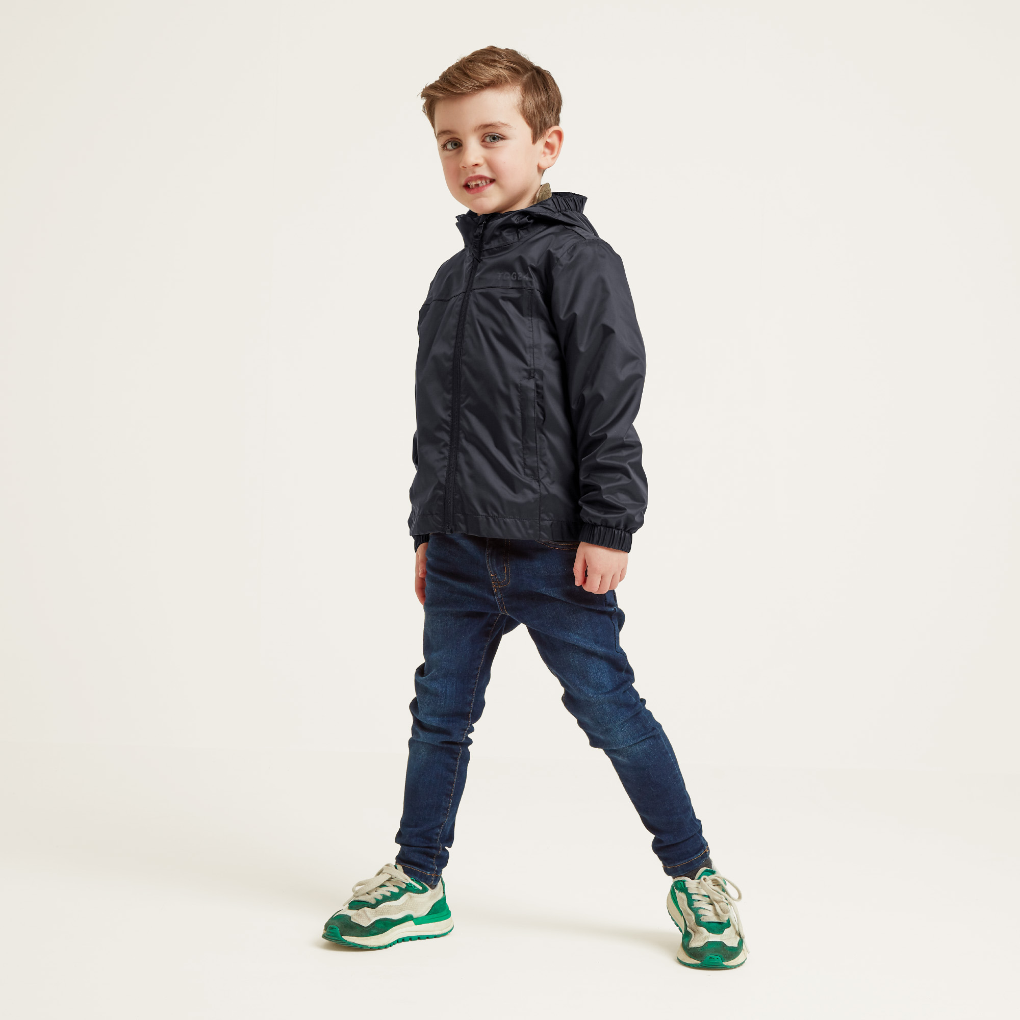 TOG24 Childrens Unisex Copley Kids Waterproof Jacket Black - Size 10-11Y - Image 2