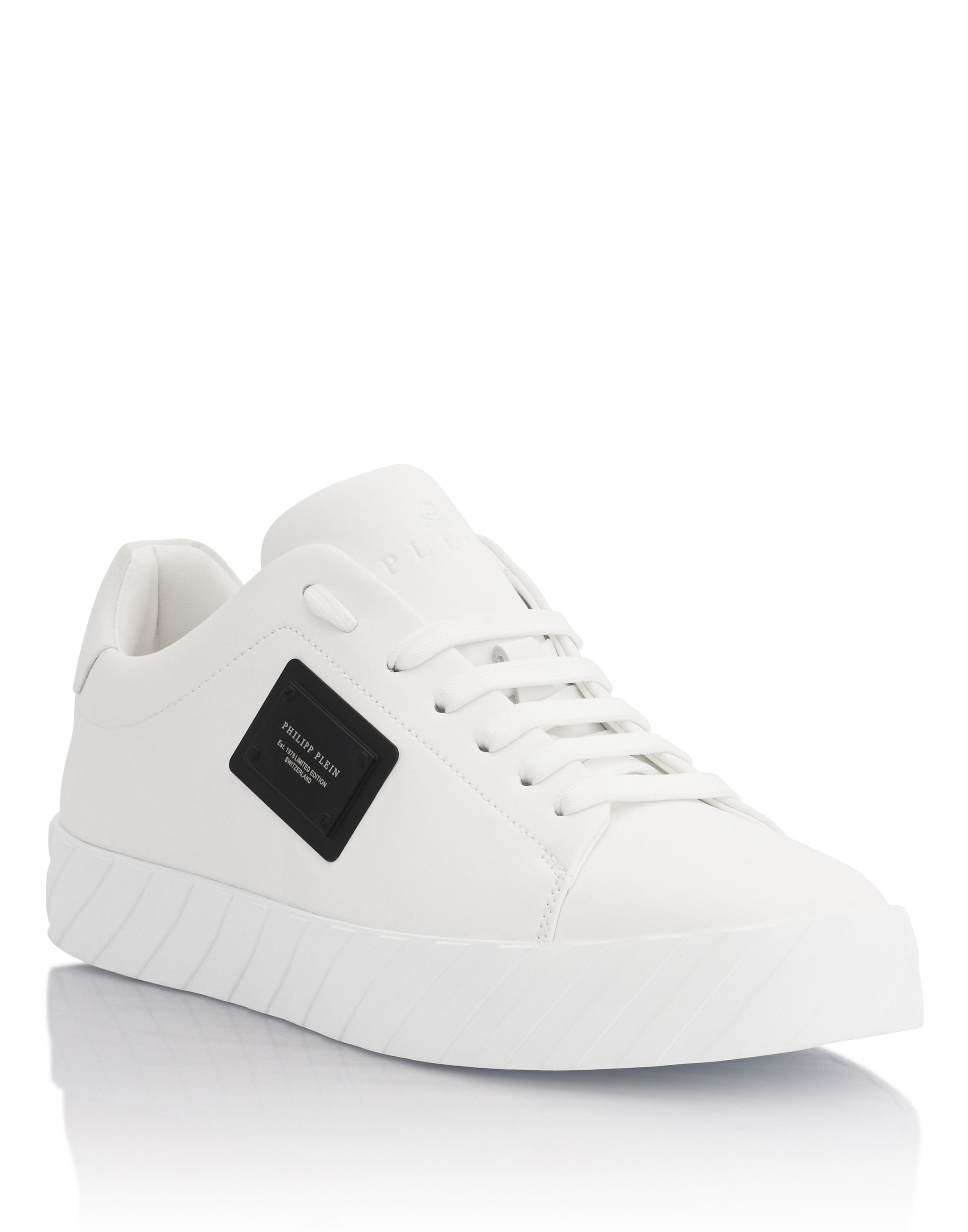 Lo-Top Sneakers Placca