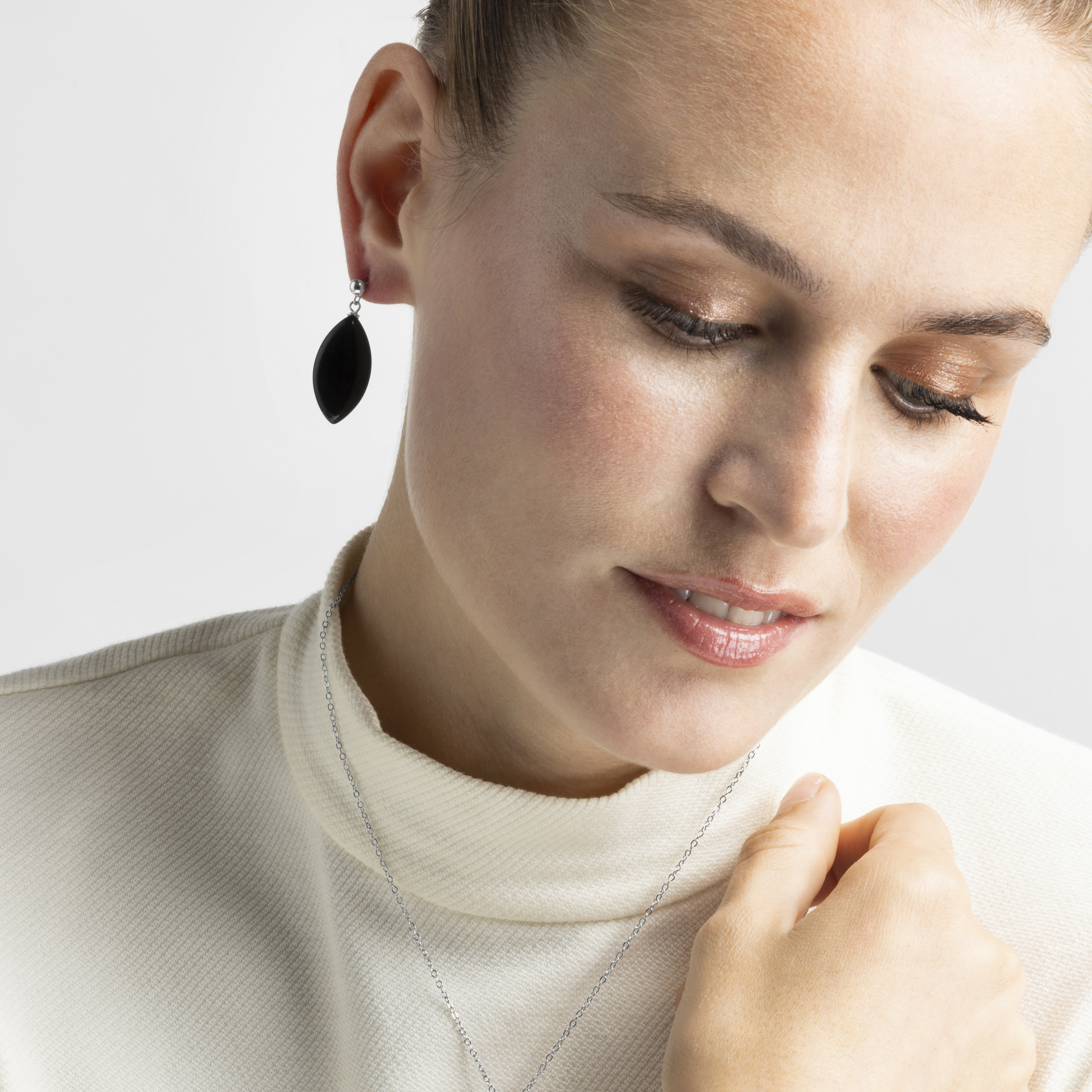 Luxenter ayom-örhängen i 925 sterling silver och onyx, rodiumpläterad yta dam – bild 2