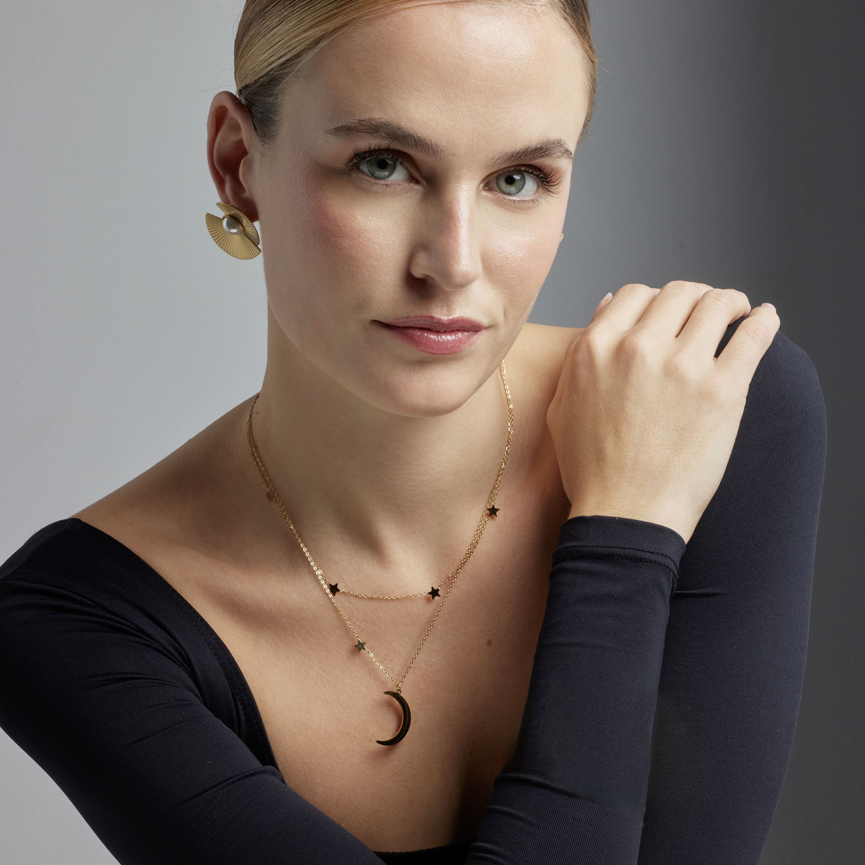 Luxenter-halsband i 18 karat gult guld monil 2
