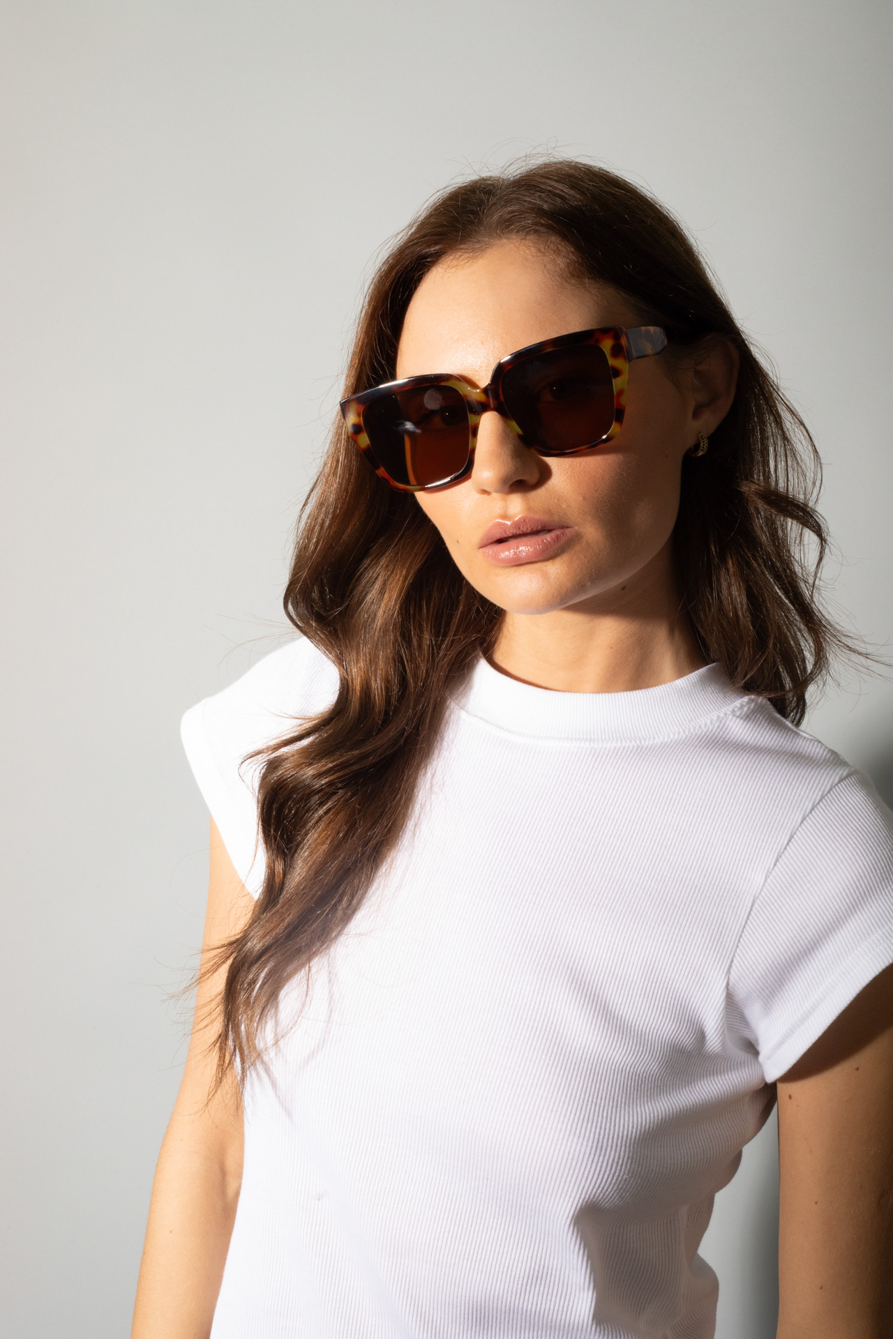 Svnx Women's Brown Tortoiseshell Oversized Cat Eye Sunglasses In - Image 2