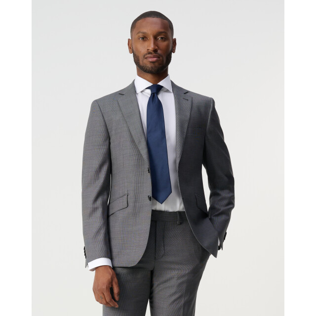 Recall Maguire suit