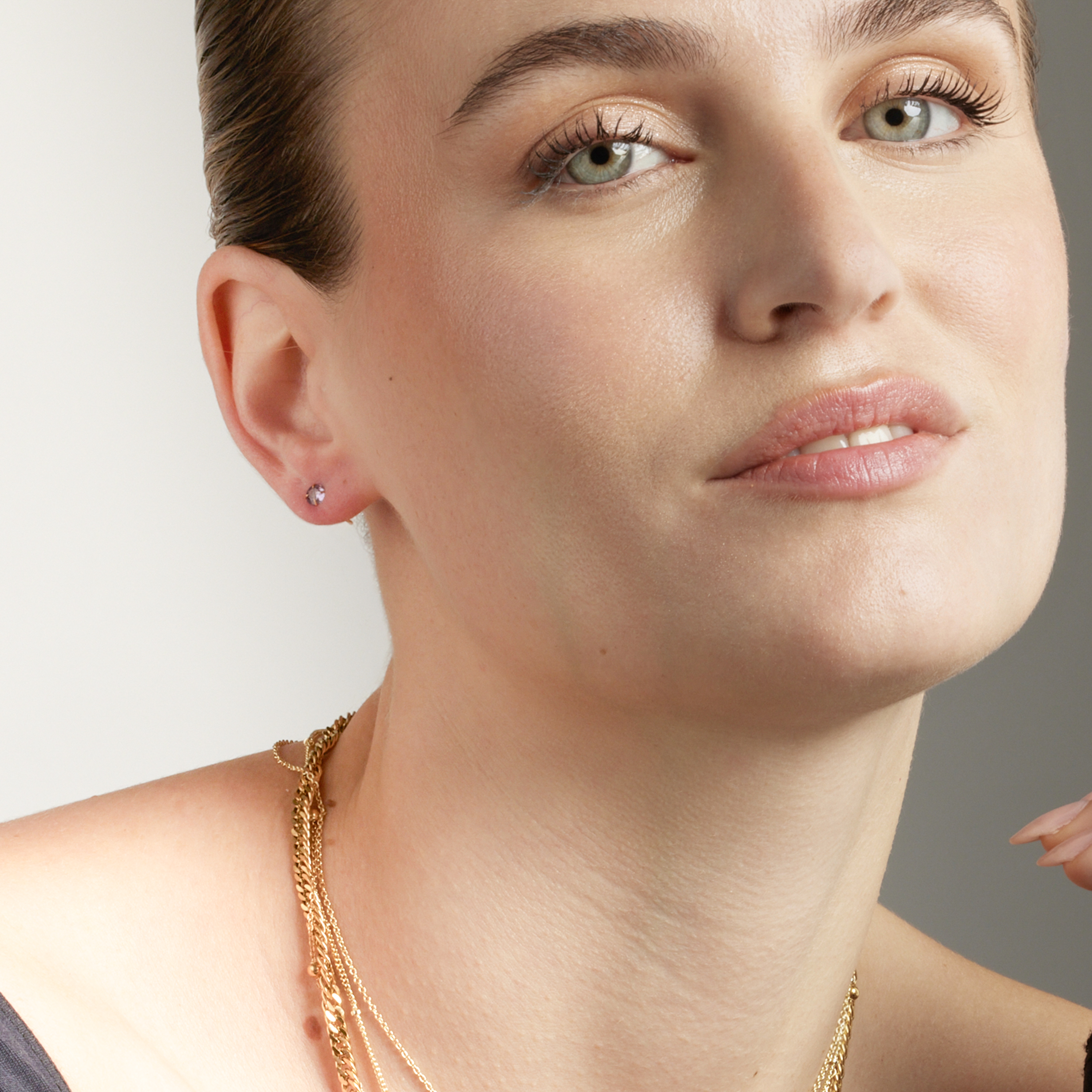 Luxenter otieno örhängen tillverkade av 925 sterlingsilver och ametistzirkoner 18K guldpläterad yta dam – bild 2