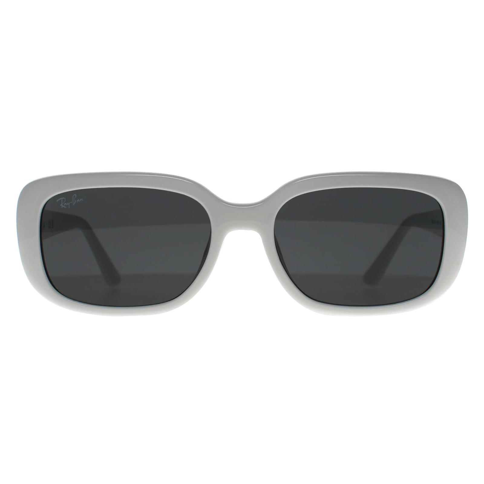 Thumbnail - Ray-Ban RB4421D Bio Based 667787 poliert schwarz dunkelgrau Sonnenbrille