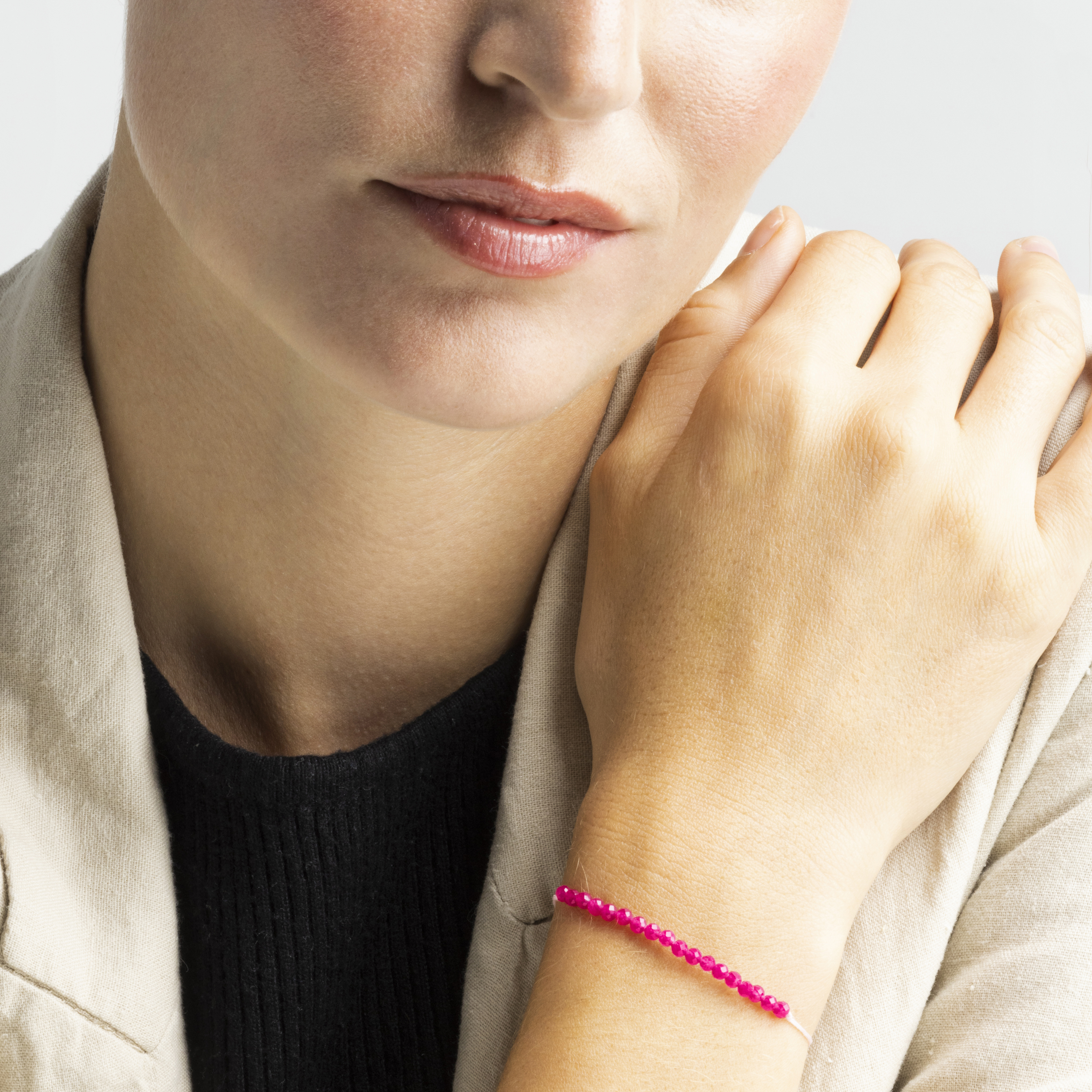 Luxenter otieno örhängen i 925 sterling silver och rubinzirkonia 18K guldpläterad finish dam – bild 2