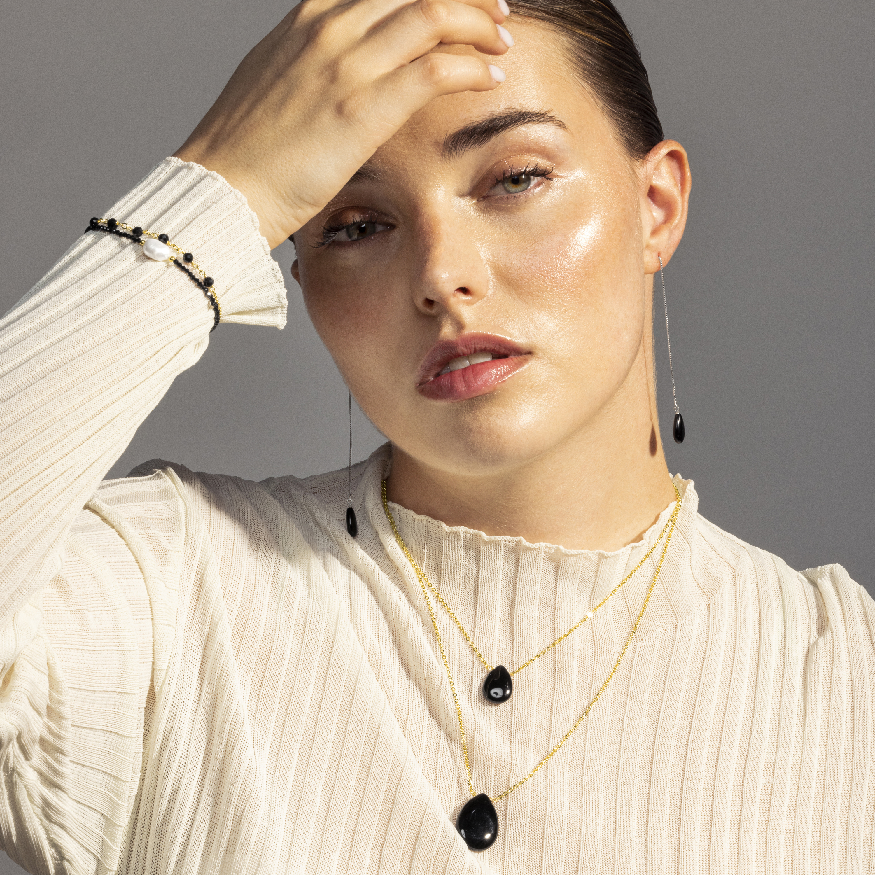 Luxenter ekhao armband i metallegering och onyx hydrotermisk kvarts 18K guldpläterad finish dam – bild 2