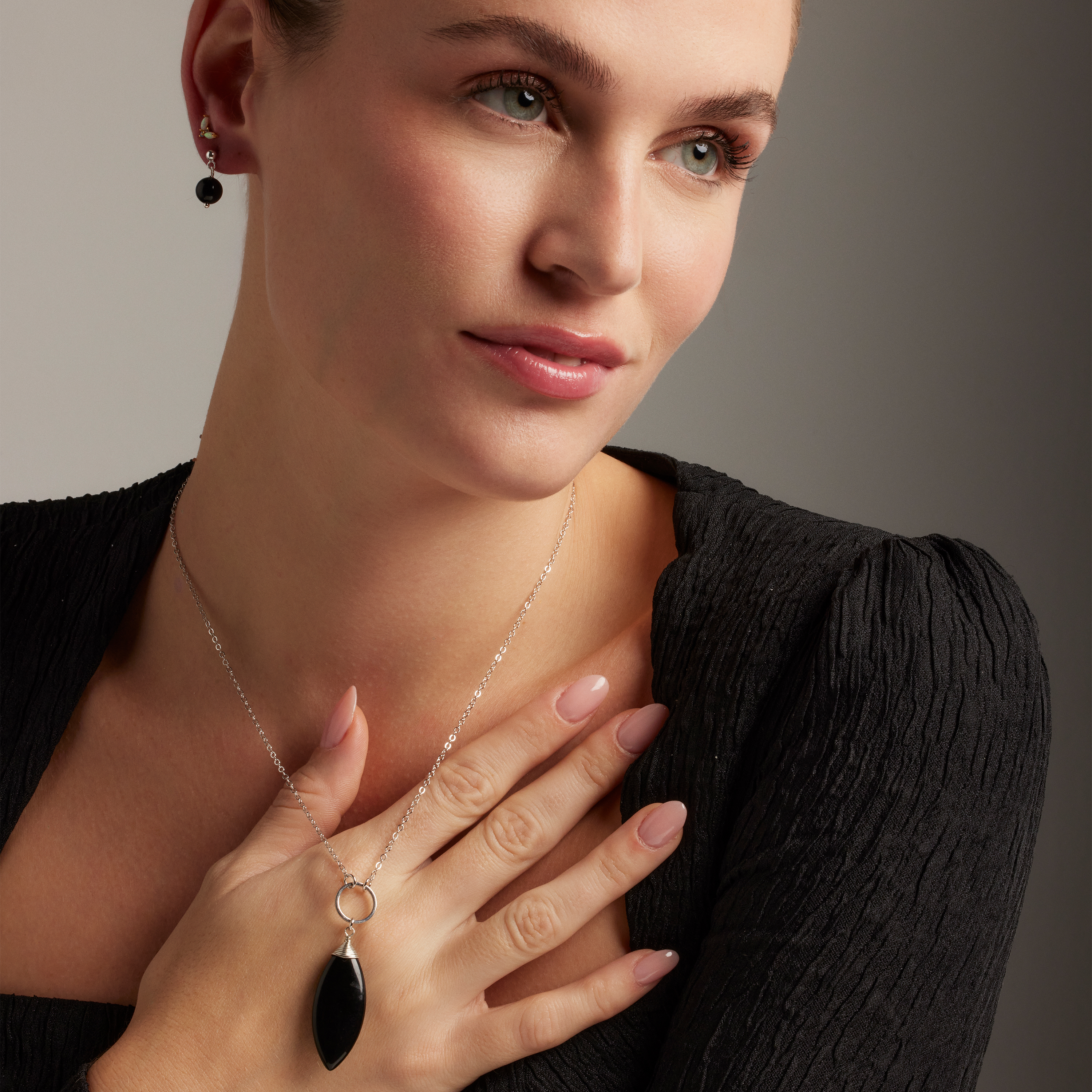 Luxenter Coleki örhängen i 925 sterling silver och blå aventurin med rhodiumpläterad yta dam – bild 2