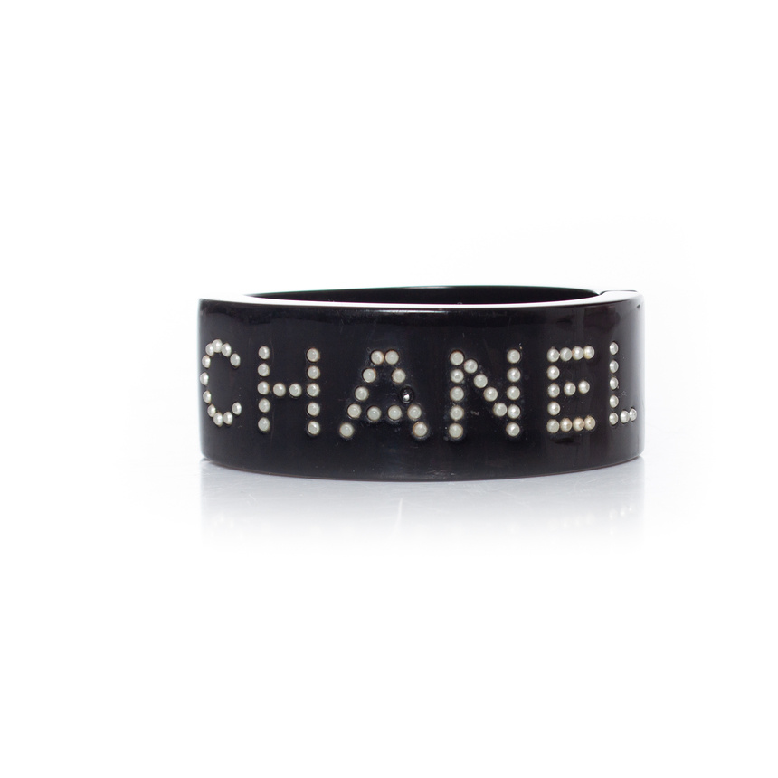 Chanel Coco Chanel armband med nitar och spänne