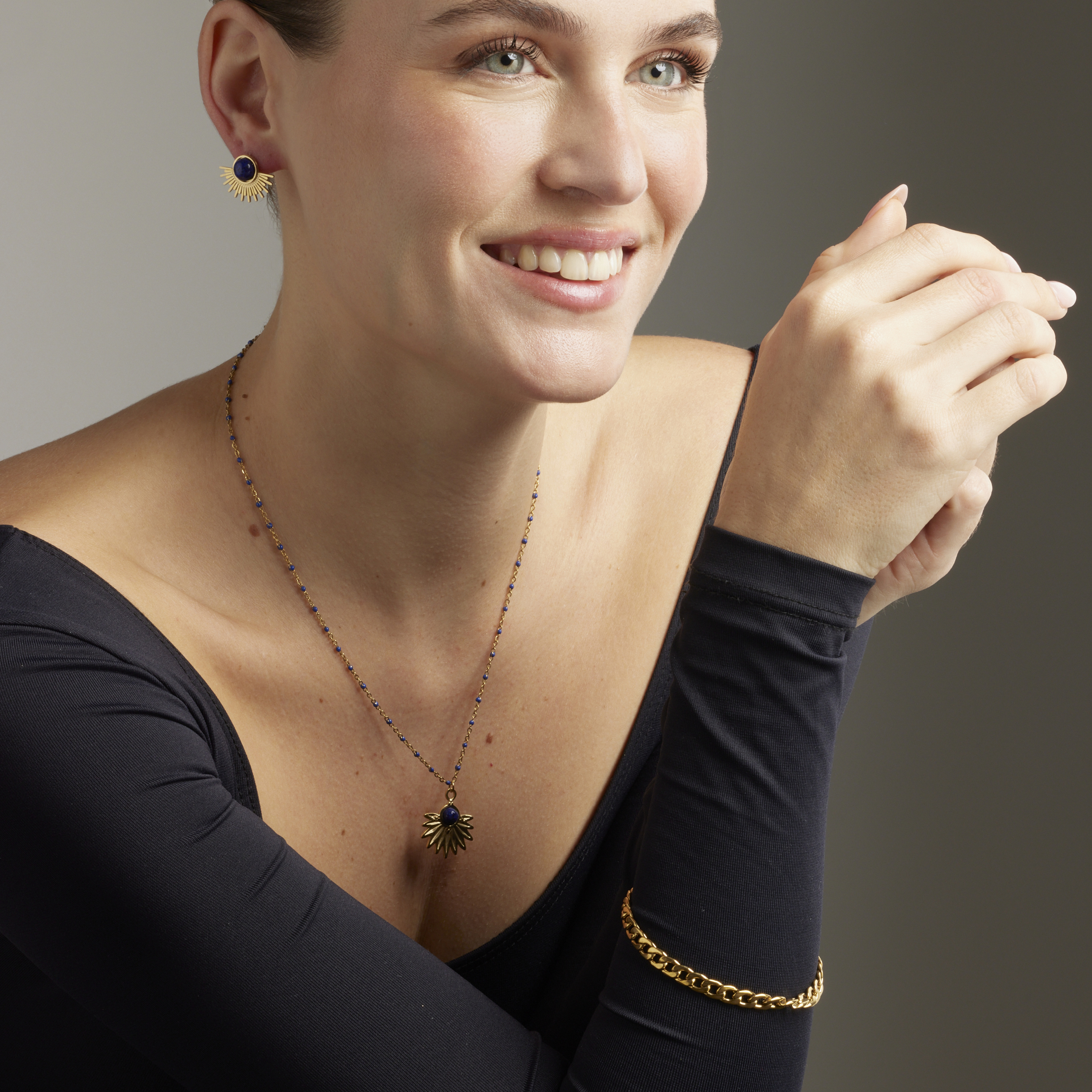 Halsband Luxenter Viwing 18k guldfinish 2